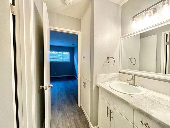 5th image of 2707 O St #6