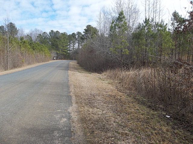 2nd image of Leach Rd