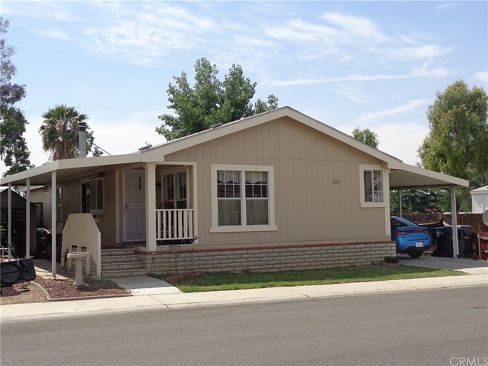 1st image of 1721 E Colton Ave Spc 107