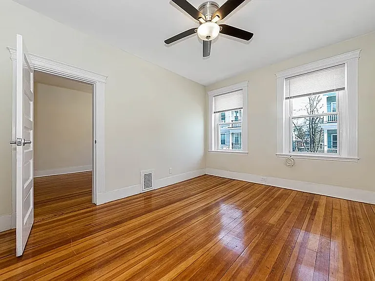 42 Brackett St — Photo 15