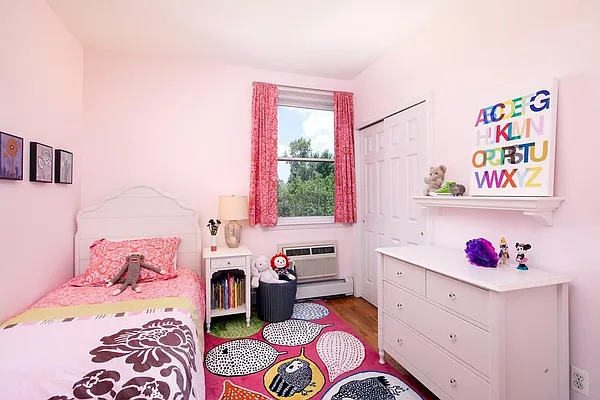 Sold by Corcoran | media 6