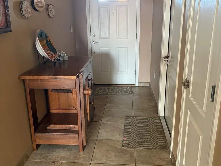 1016 La Bajada Dr — Photo 2