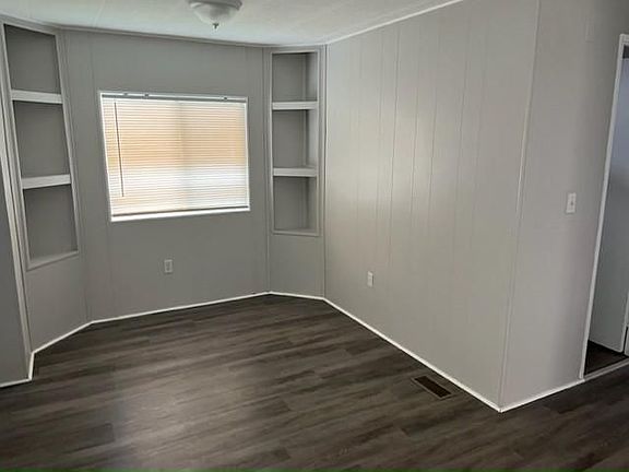 5th image of 2850 New Tampa Hwy #85