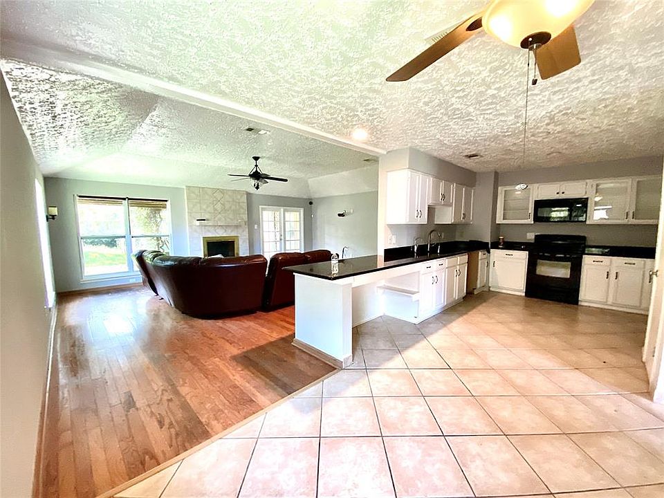 1st image of 15710 Tammany Ln