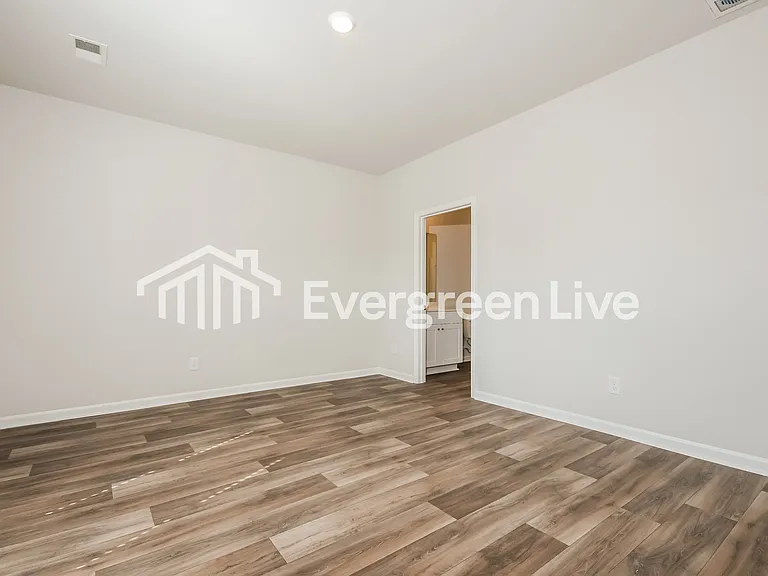 380 Pine Crest View Dr — Photo 7