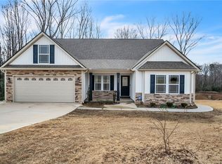 208 Westbrook Dr, Belton, SC 29627