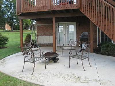 5th image of 1083 Ashburn Dr