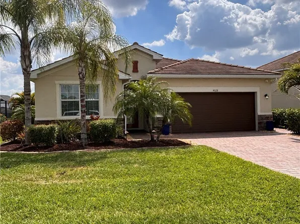 4028 E Hampton Cir, Alva, FL 33920