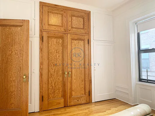 Rented by Rachel Realty | media 37