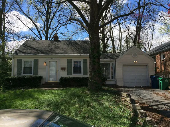 901 Tavalon Ave, Saint Louis, MO 63119