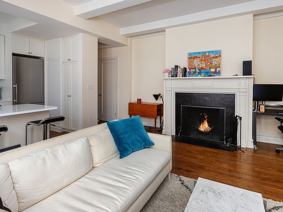1st image of 25 5th Ave APT 9H