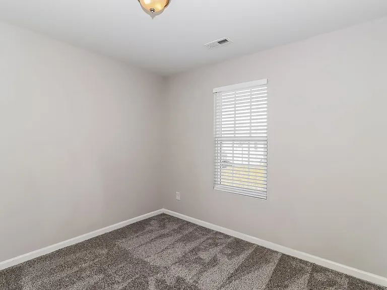 7413 Hidden Creek Dr — Photo 11