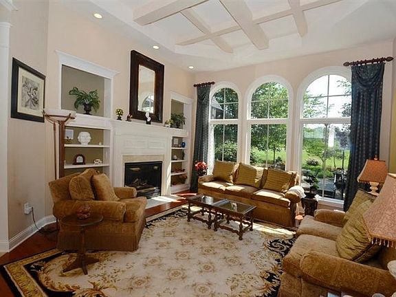 5th image of 4920 Stone Lake Dr