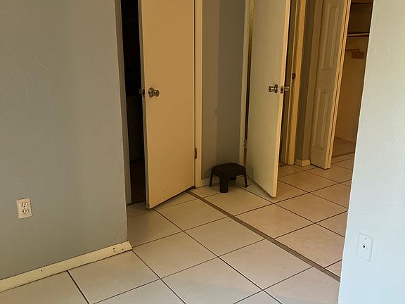 5th image of 235 S Orange St #235