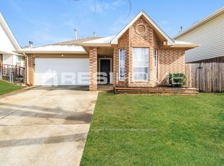 2420 Cherry Ln, Midwest City, OK 73130