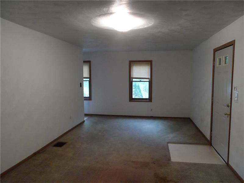 301 Oakford Park Rd, PA 15644 Zillow