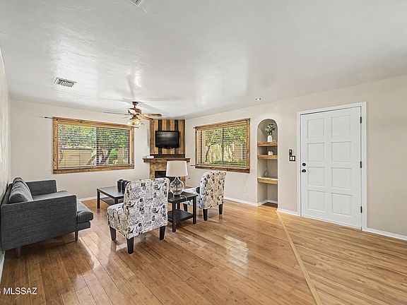 5th image of 3781 E Edison St