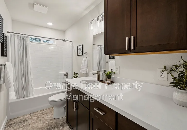 3623 S J St #B — Photo 16