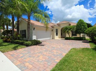 8201 Tobago Ln, Wellington, FL 33414