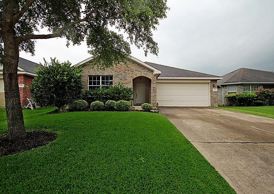 1st image of 13914 Sorrel Grove Ct
