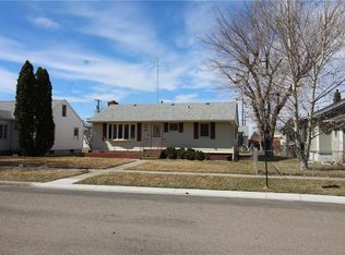 410 N Choteau Ave, Hardin, MT 59034
