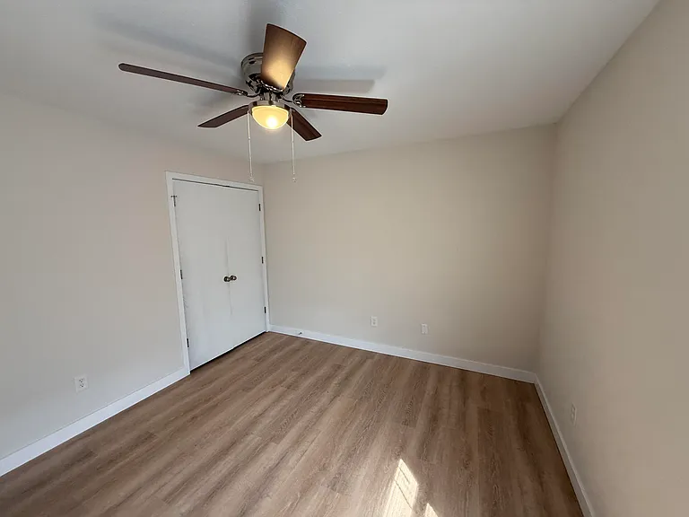 1512 Citadel Dr — Photo 16