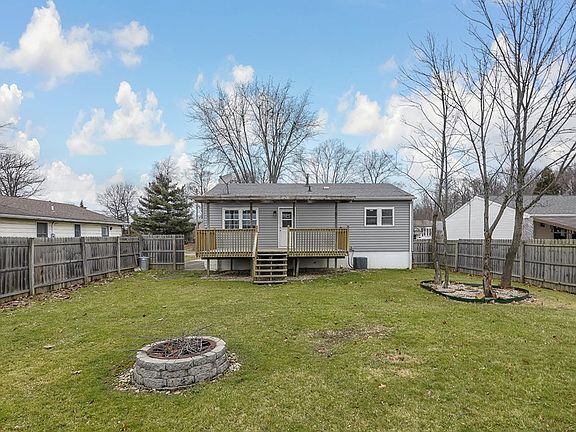 3rd image of 2045 Willowood Dr S