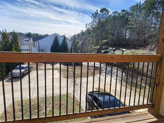 3rd image of 45 Newnan Lakes Dr