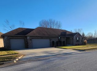 1106 N Gretchen St, Nixa, MO 65714