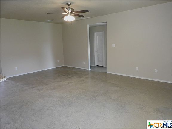 5th image of 262 Great Hills Dr