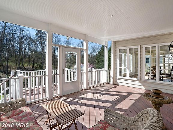 4th image of 43399 Turnberry Isle Ct