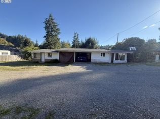 11766 Walnut Ave, Mapleton, OR 97453
