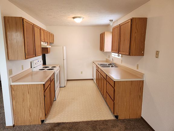 4th image of 1611-1627 W Woodland St #1627B