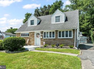 1003 Dale Rd, Secane, PA 19018