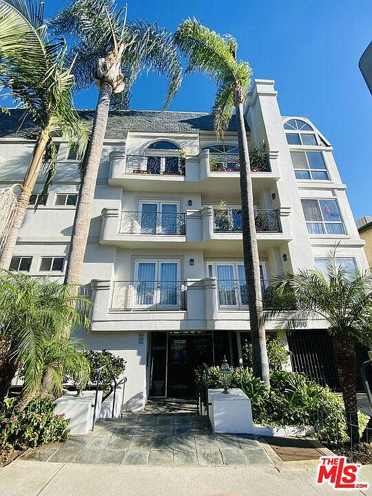 1st image of 11690 Montana Ave APT 104