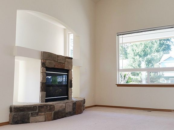 5th image of 12410 158th Street Ct E