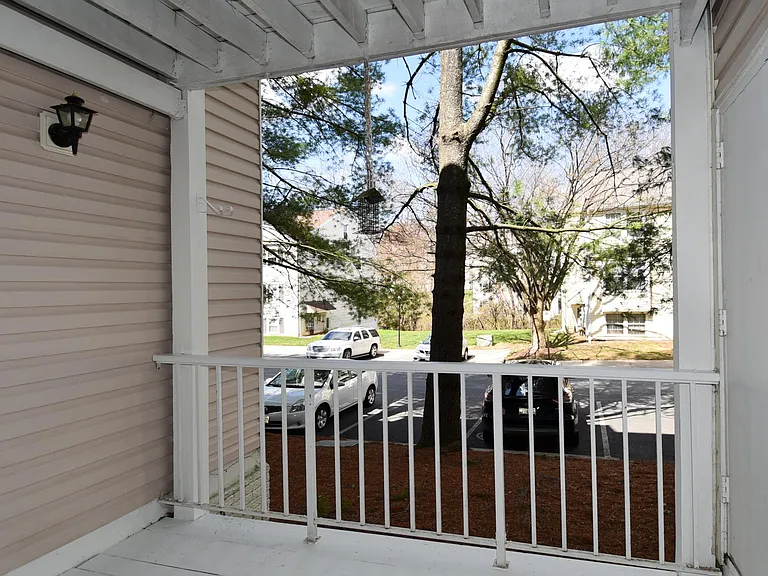 25 Pickering Ct #2 — Photo 28