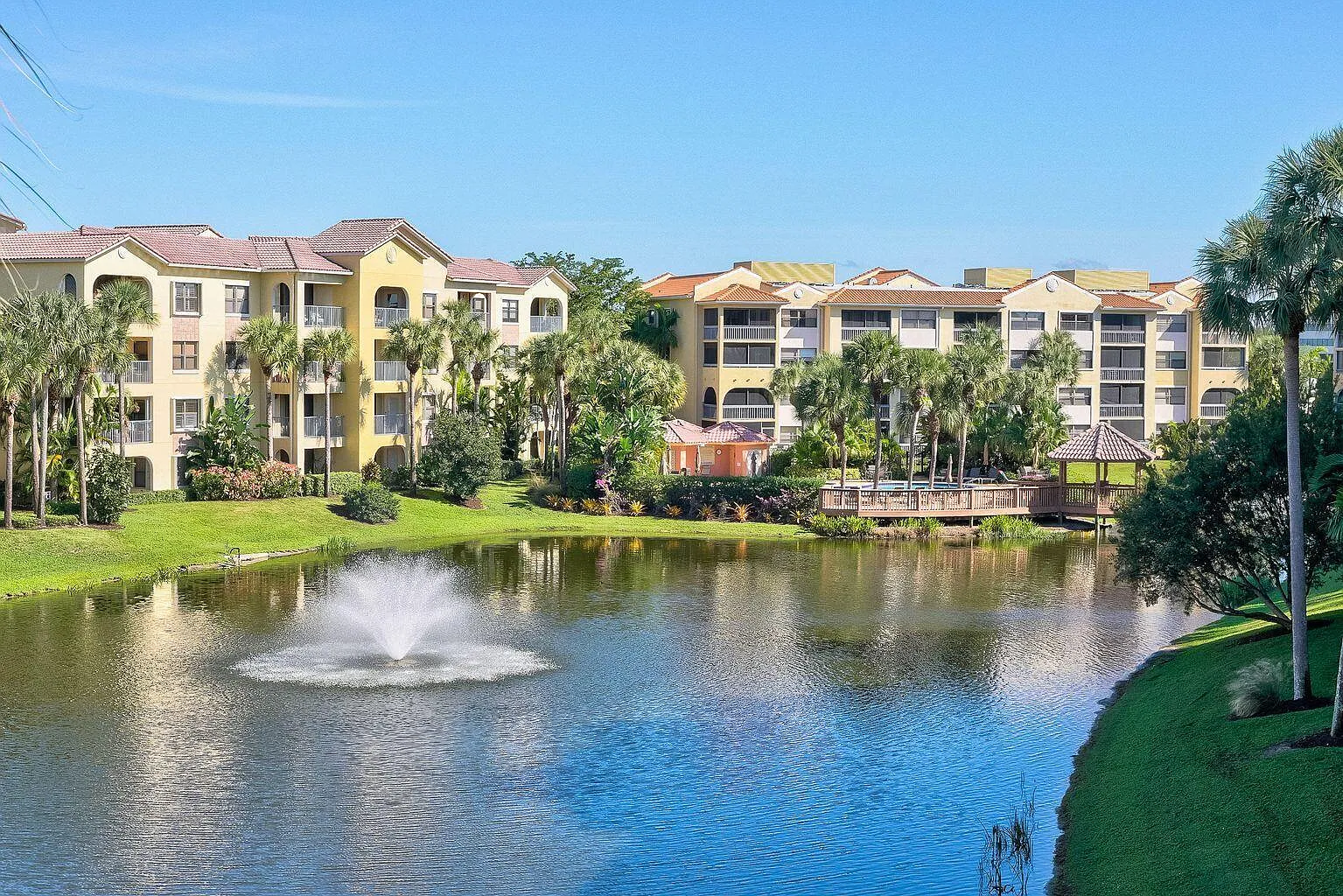 1 bed, 1.0 bath, 920 sqft, $2,300 — Photo 3