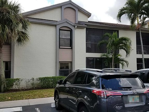 2nd image of 4475 Carambola Cir S