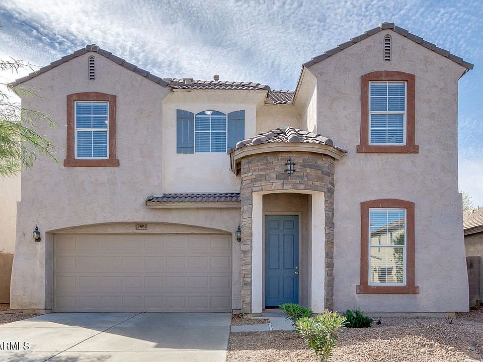 1st image of 45039 W Sage Brush Dr