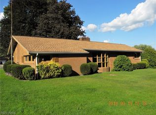 7626 Catherine St, Masury, OH 44438