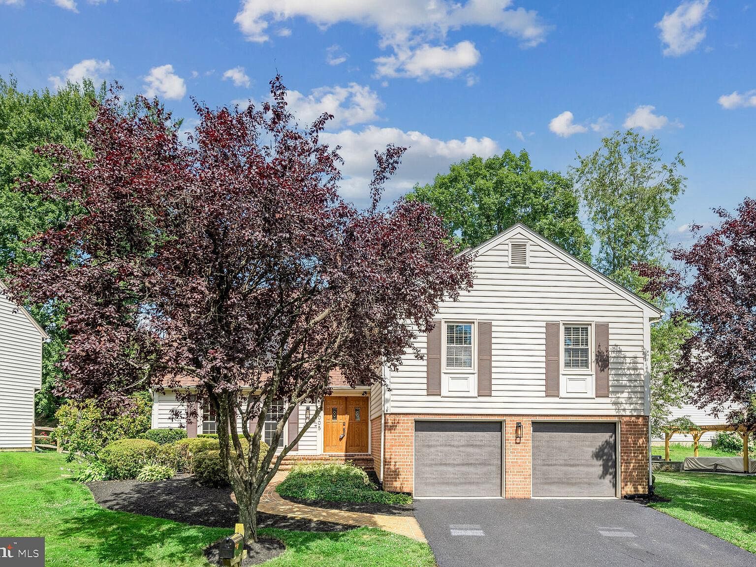20005 Doolittle St, Montgomery Village, MD 20886 Zillow