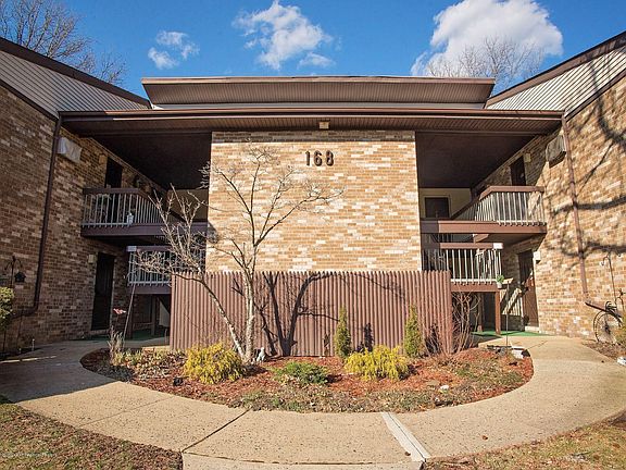 3rd image of 168 Amberly Dr Unit C