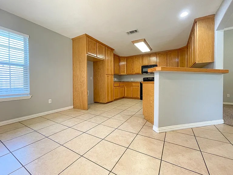 109 Red Oak Rd — Photo 9