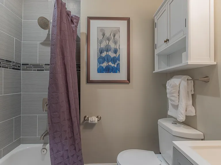 3221 Noble St #3 — Photo 6