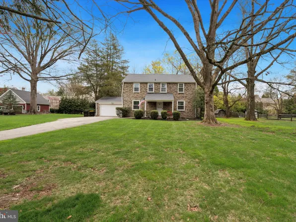 1078 Union Meeting Rd, Blue Bell, PA 19422