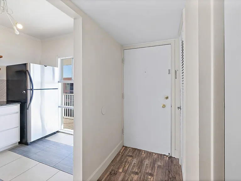 719 S Beach St #314B — Photo 6