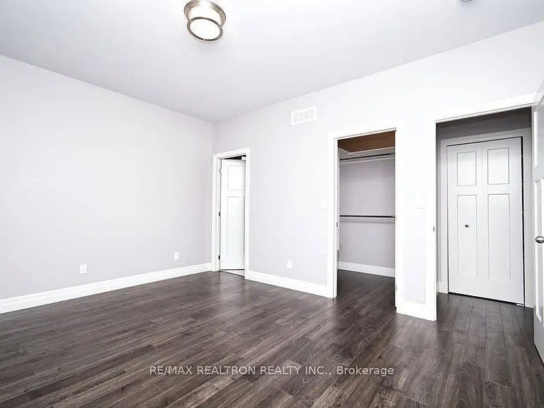 14 Tessa Blvd — Photo 9
