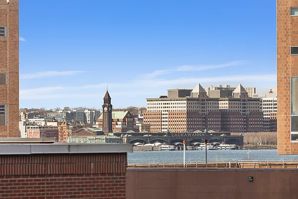 Sold by Compass | media 14