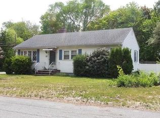 19 Carson Rd, Woburn, MA 01801